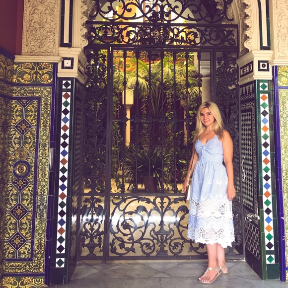 Meet your Posher, Anna - Picture 1 of 1